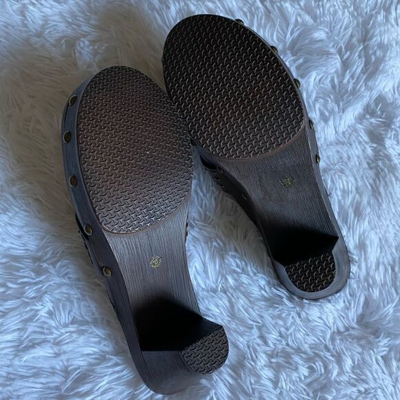 Ana Brown Leather Heeled Mule Clog Studded Shoes Size 7.5 M - Picture 8 of 11